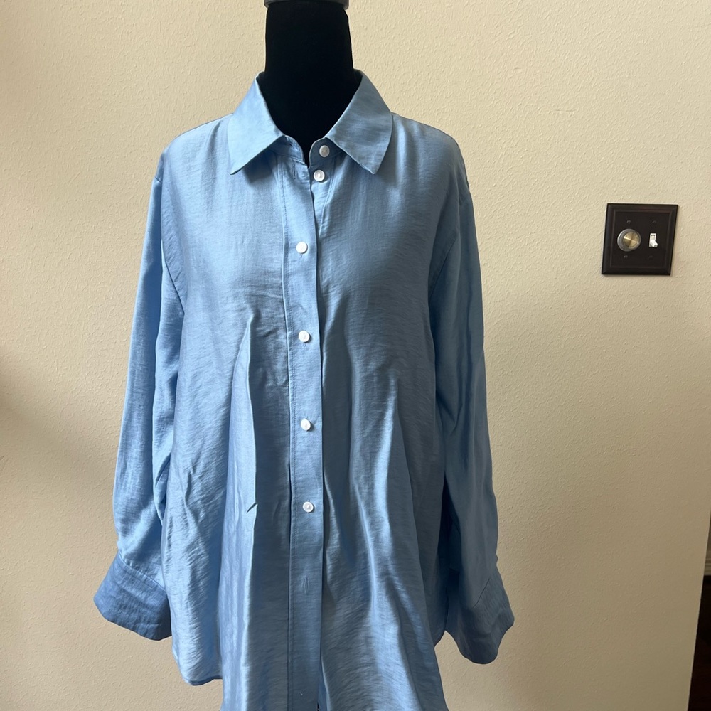 H&M Light Blue Button Down Shirt